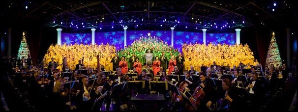 Candlelight Processional | MouseMingle.com