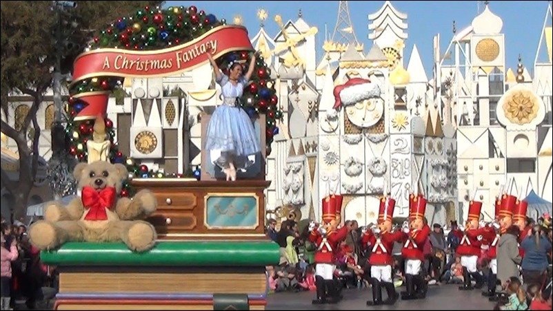 it's a small world" Holiday & A Christmas Fantasy Parade | MouseMingle.com